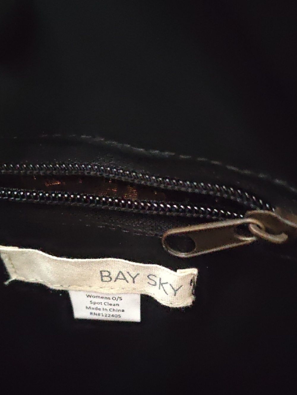 Round Black and Natural Straw Crossbody Bag - Picture 5 of 6